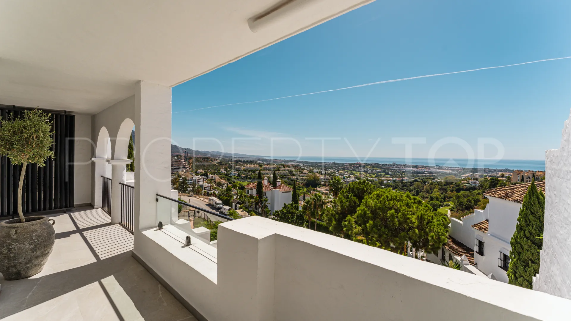 Las Colinas de Marbella, duplex a la venta