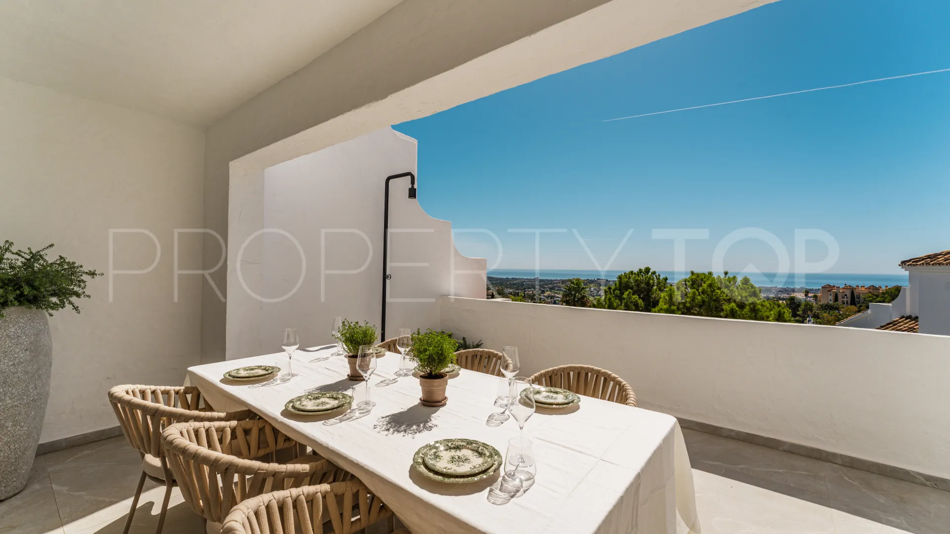 Las Colinas de Marbella, duplex a la venta