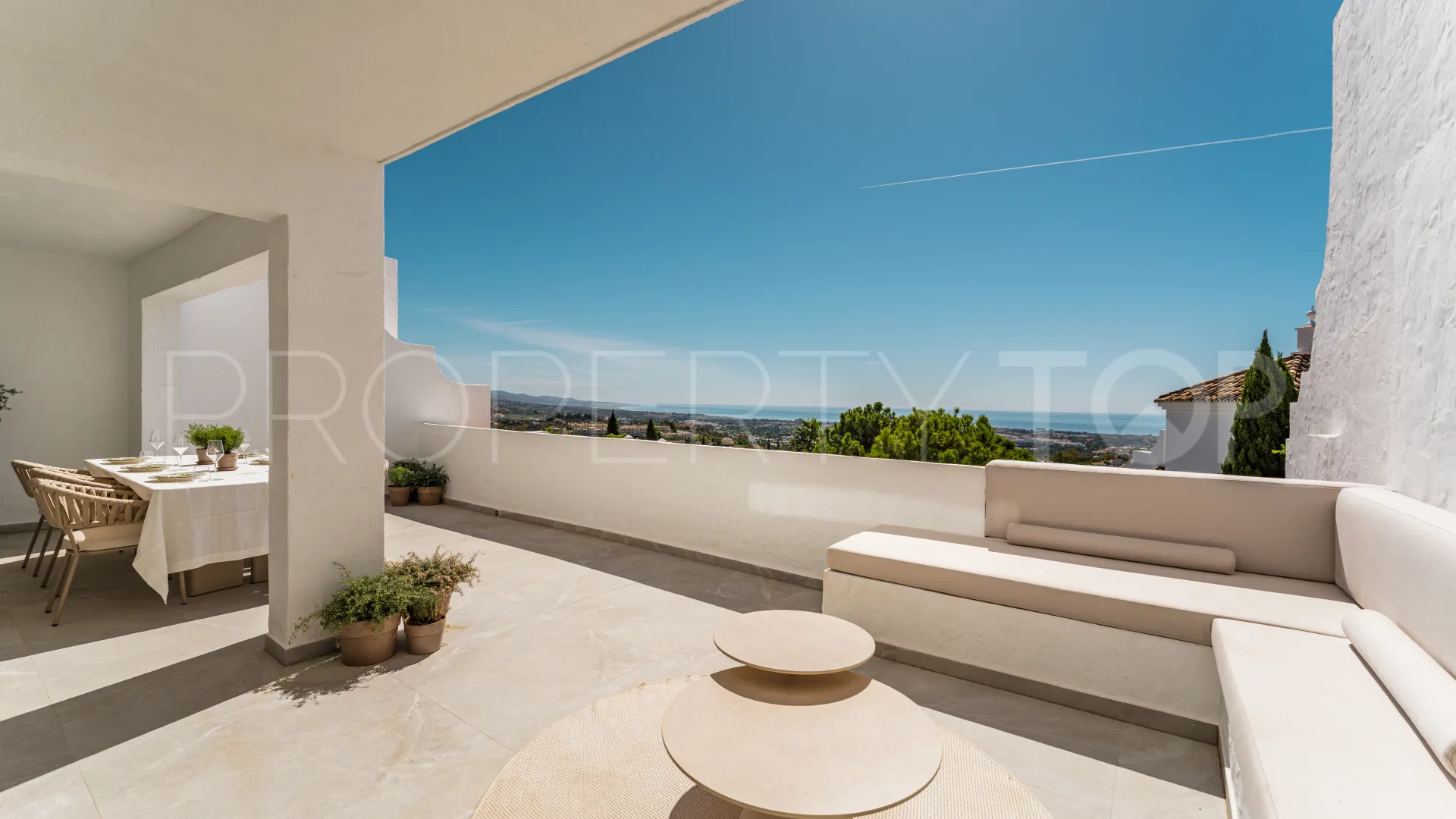 Las Colinas de Marbella, duplex a la venta