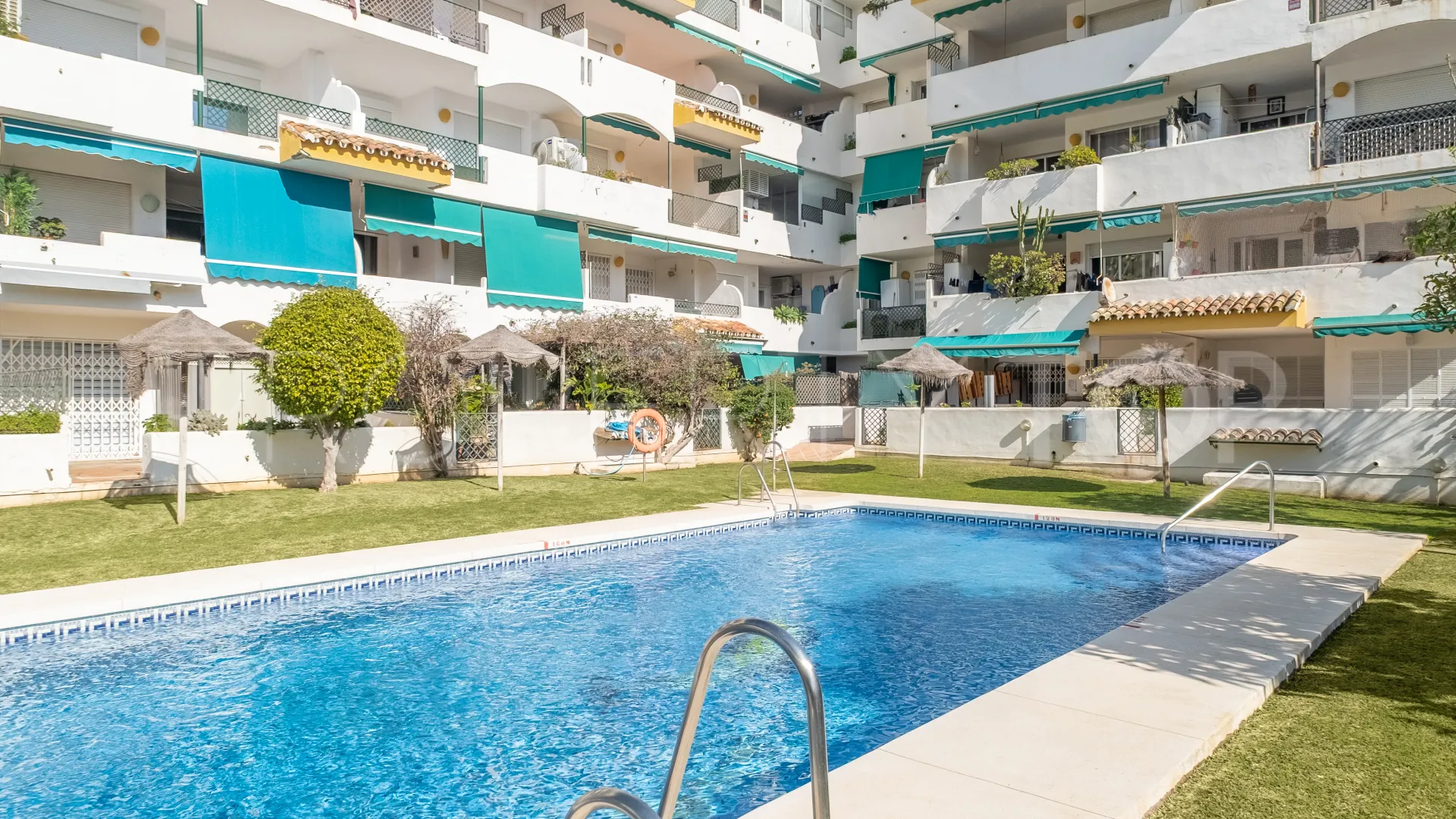 Comprar apartamento en Cabopino