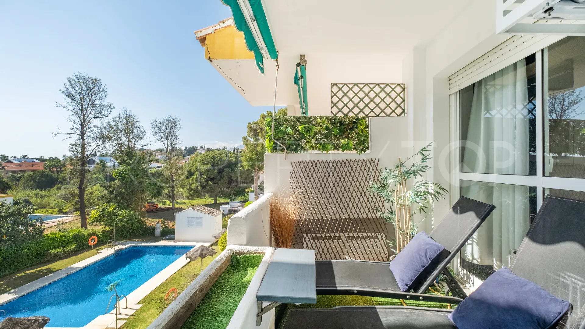 Comprar apartamento en Cabopino