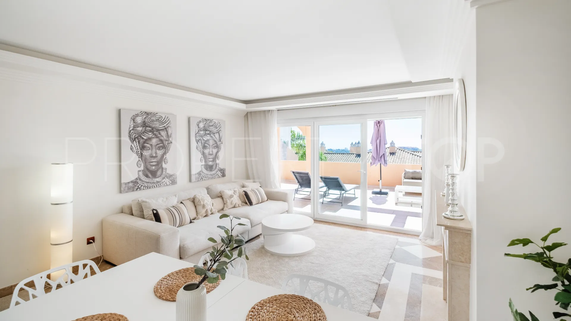 Nueva Andalucia apartment for sale