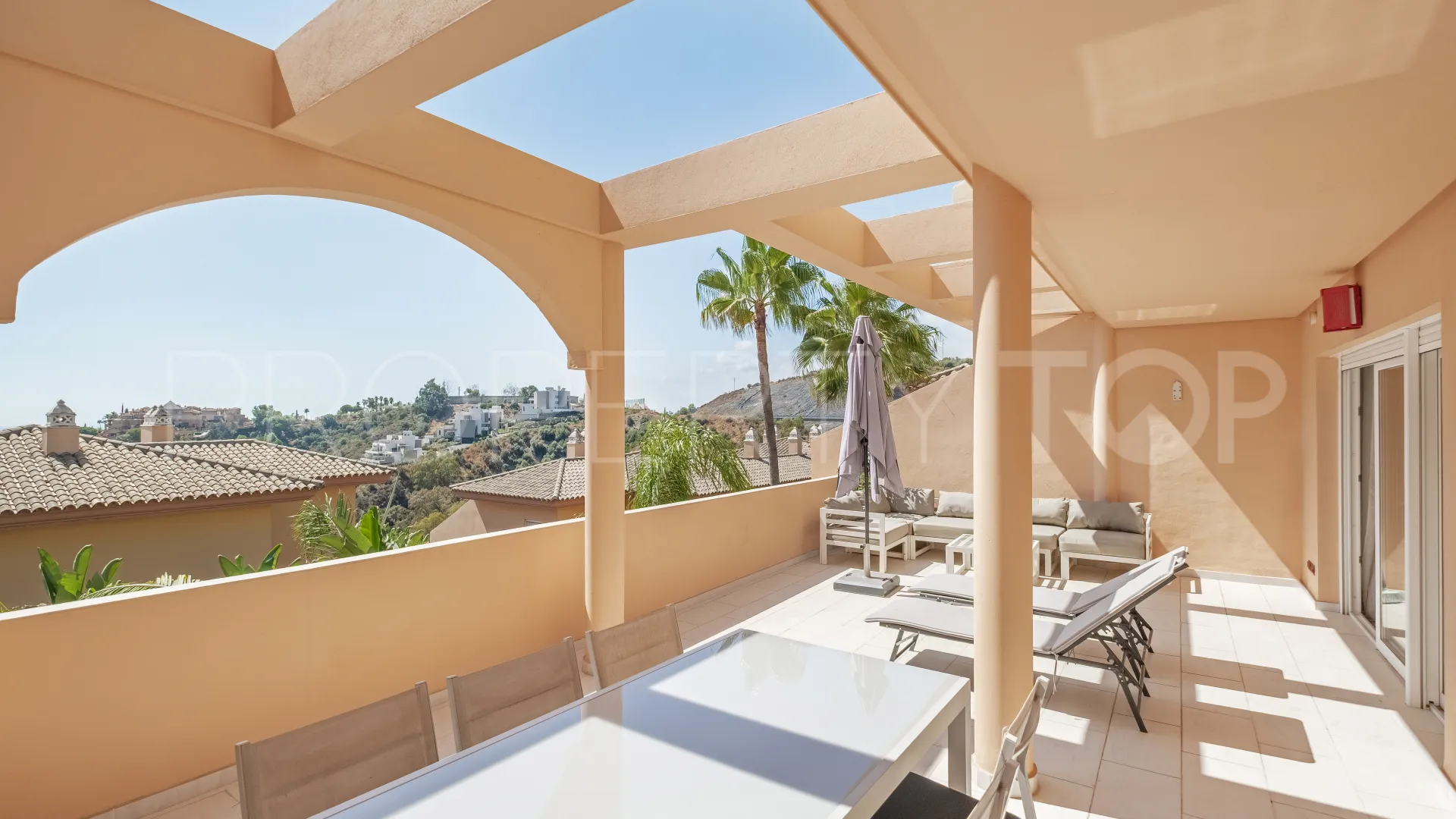 Nueva Andalucia apartment for sale