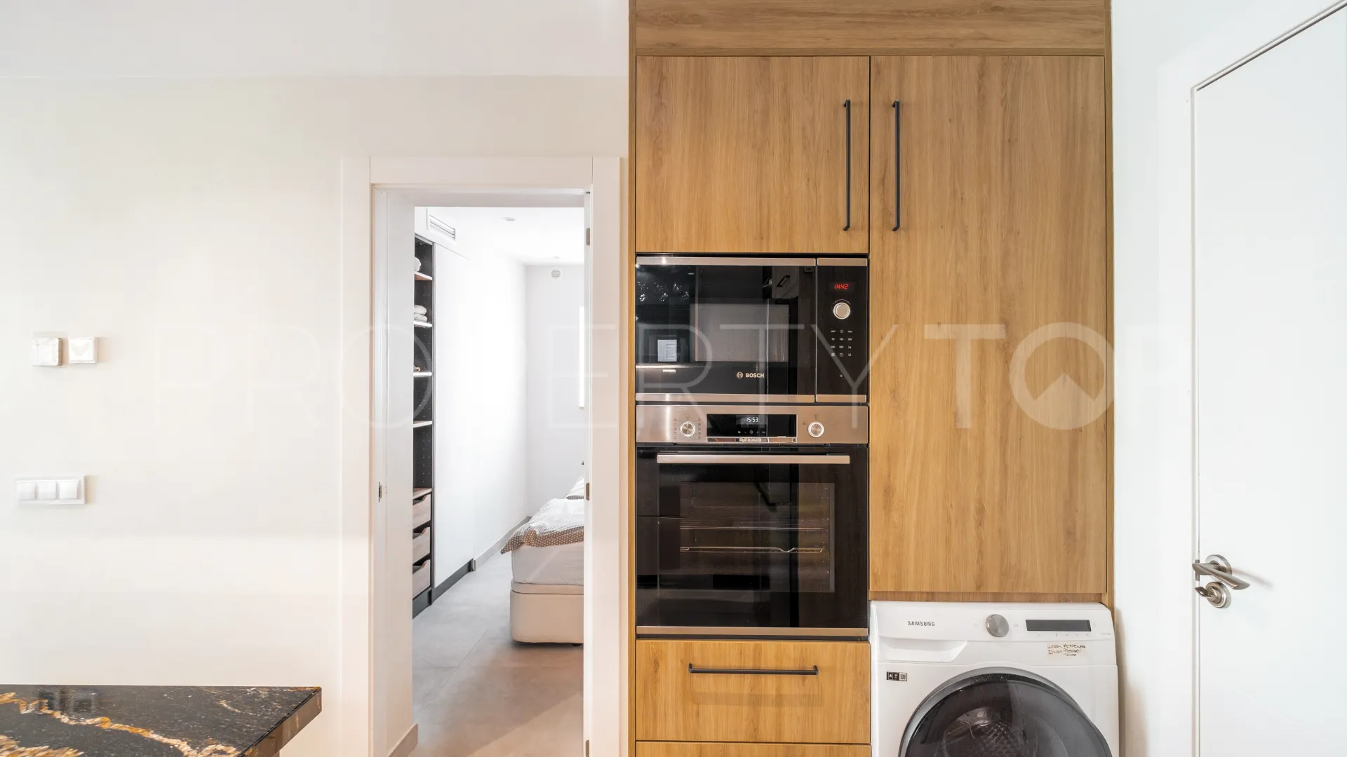 Apartamento en venta de 3 dormitorios en Nueva Andalucia