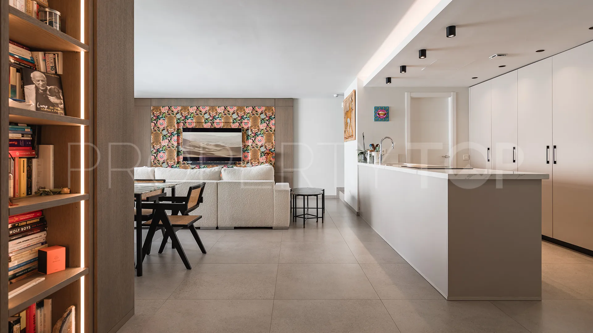 For sale San Pedro de Alcantara penthouse with 4 bedrooms