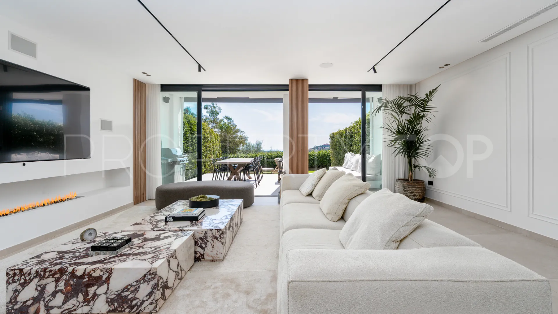 4 bedrooms La Quinta town house for sale