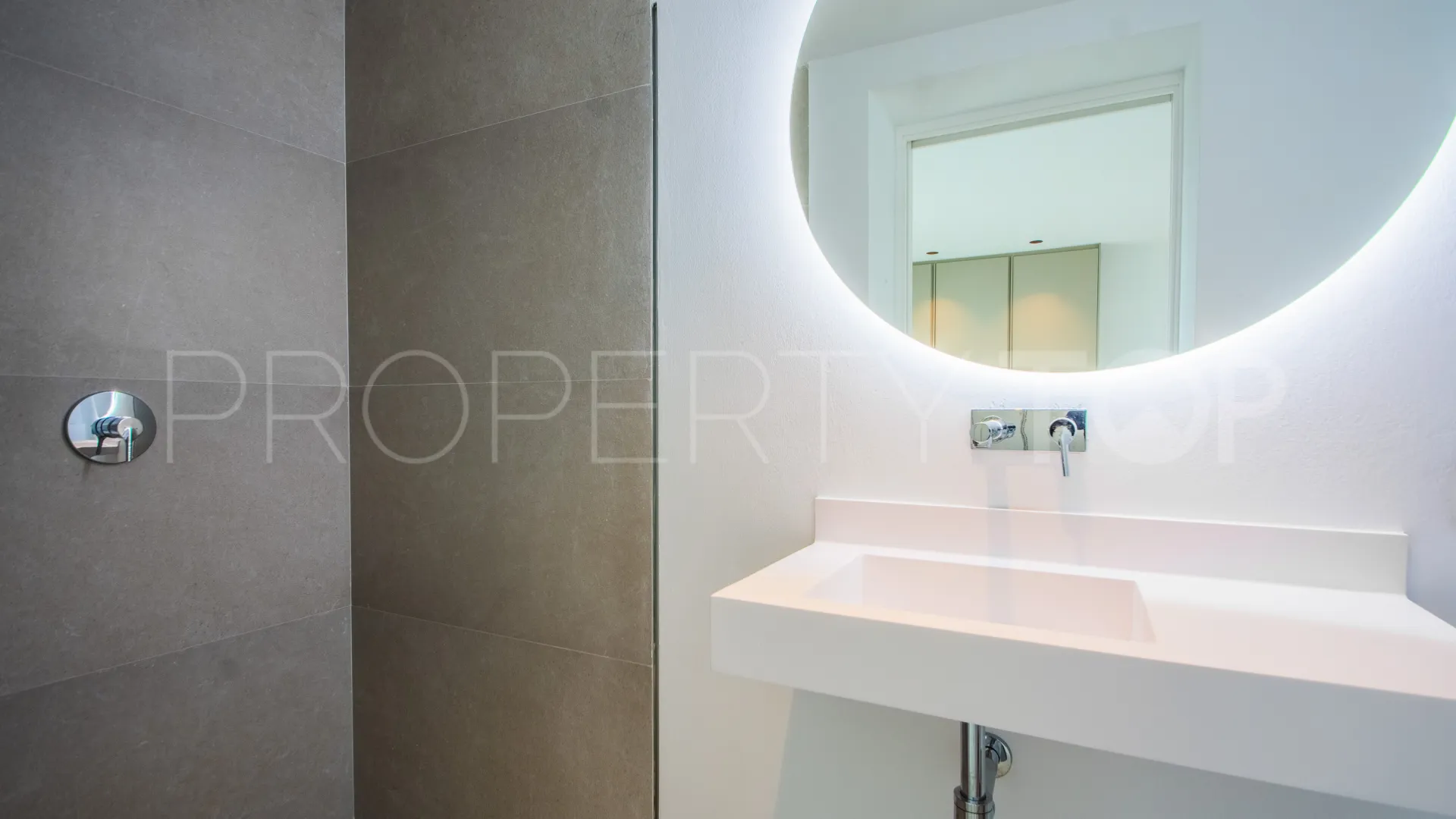 Se vende apartamento en La Mairena