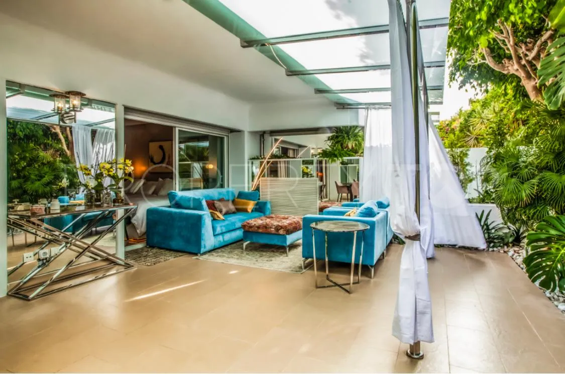 Buy apartment in Las Lomas del Marbella Club