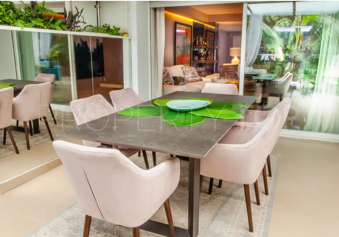 Buy apartment in Las Lomas del Marbella Club