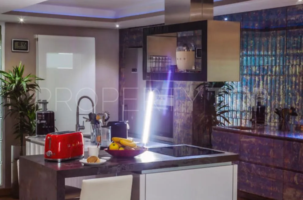 Buy apartment in Las Lomas del Marbella Club