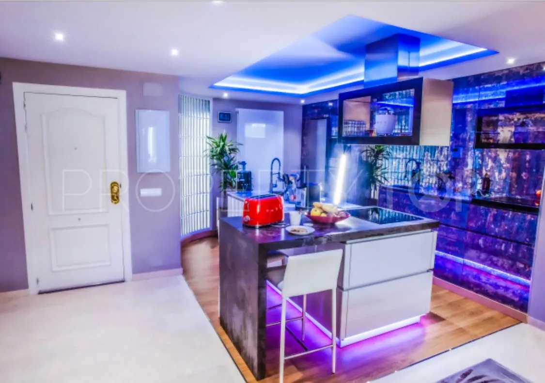 Buy apartment in Las Lomas del Marbella Club