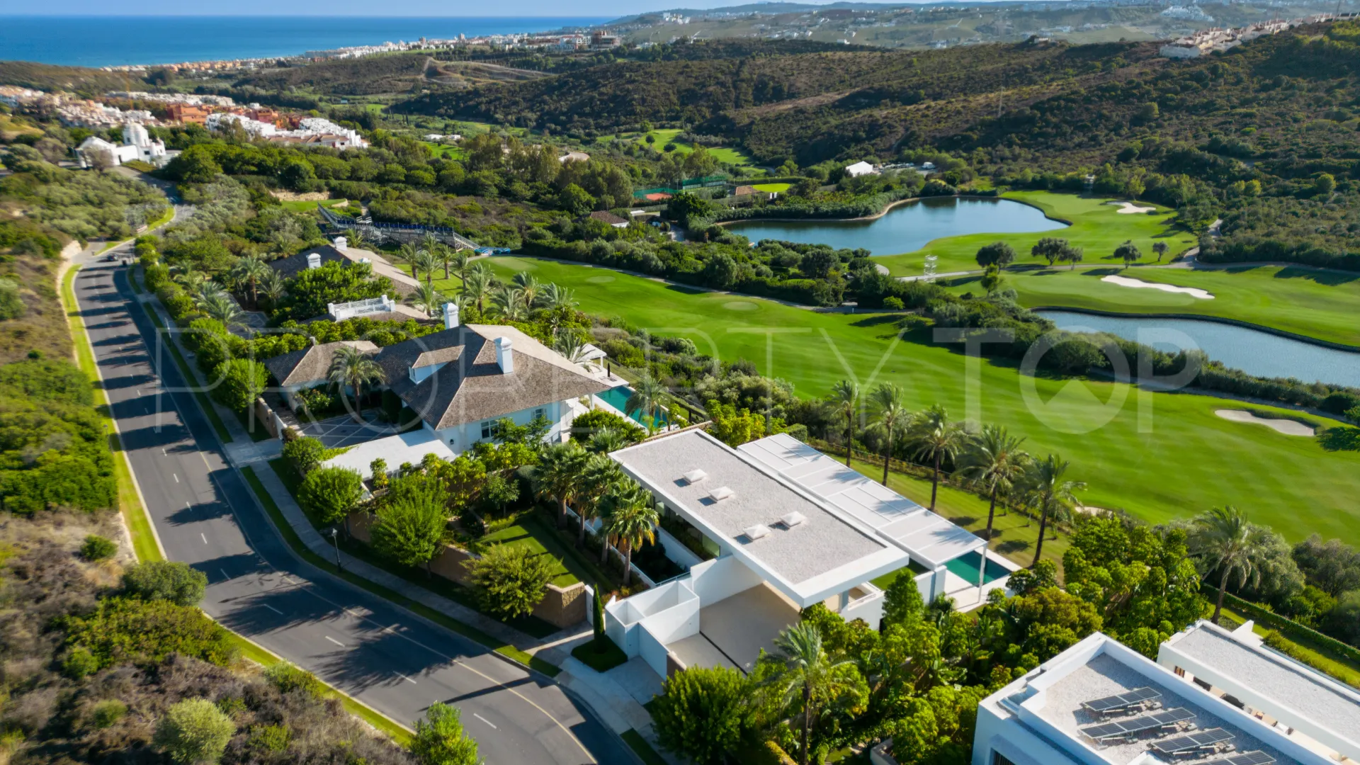 Villa en venta en Finca Cortesin con 4 dormitorios
