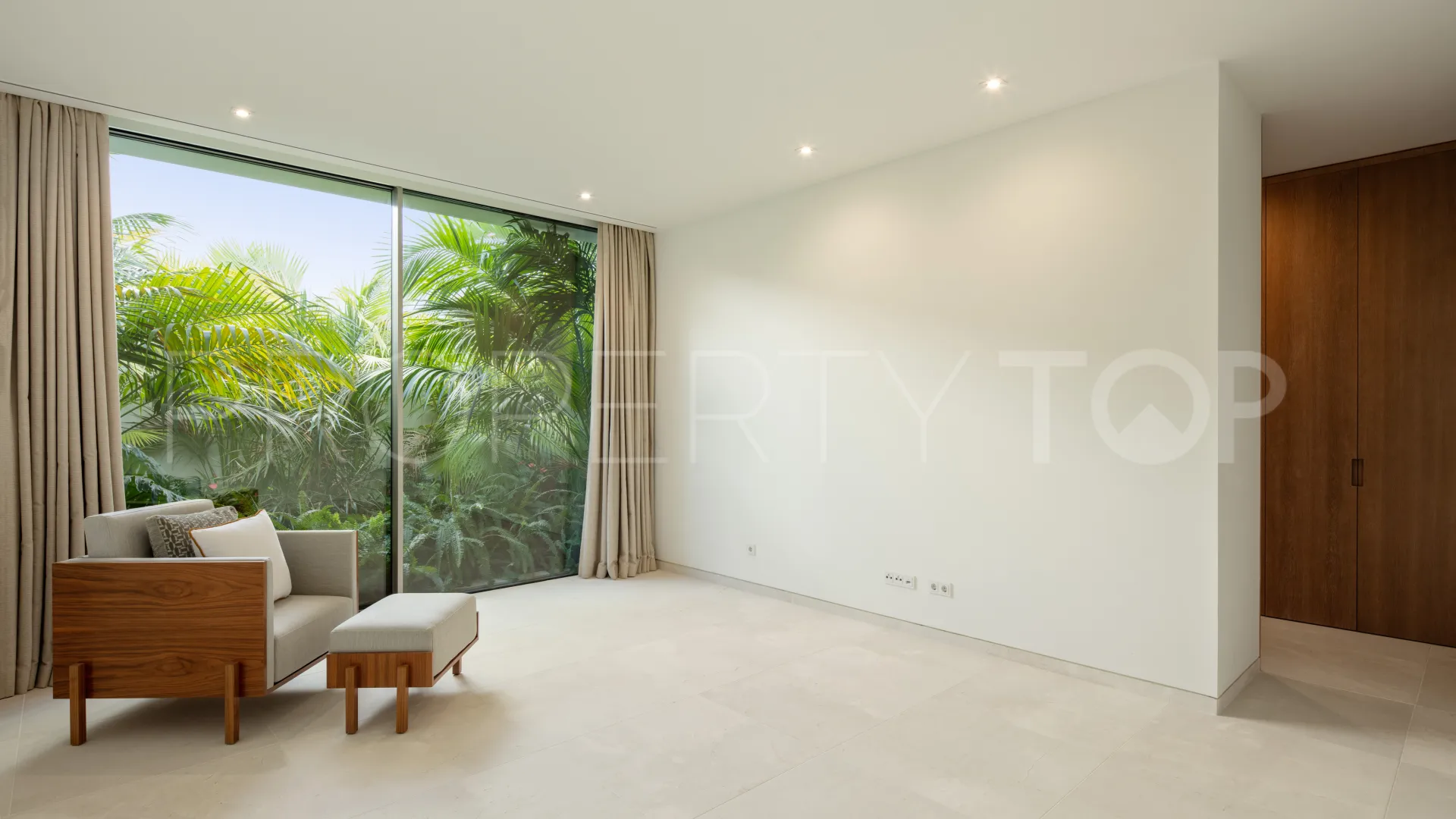 Villa en venta en Finca Cortesin con 4 dormitorios