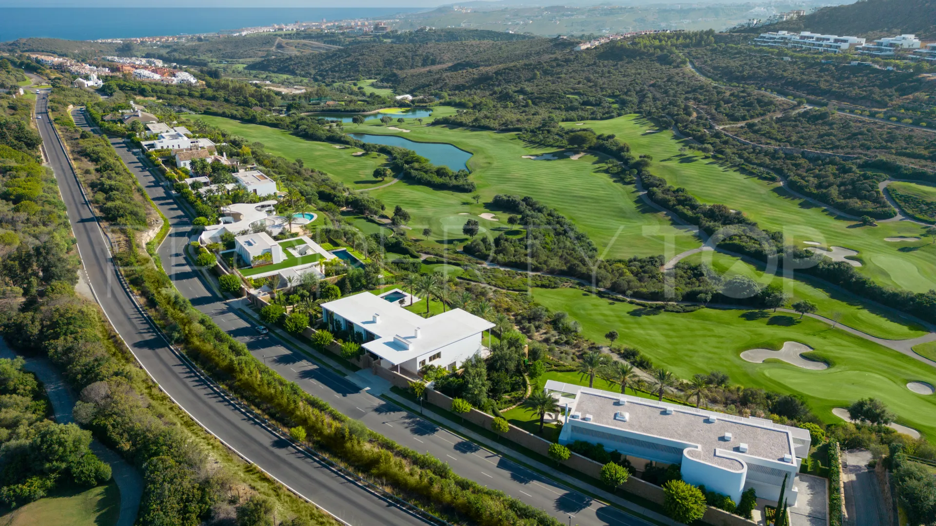 For sale villa in Finca Cortesin