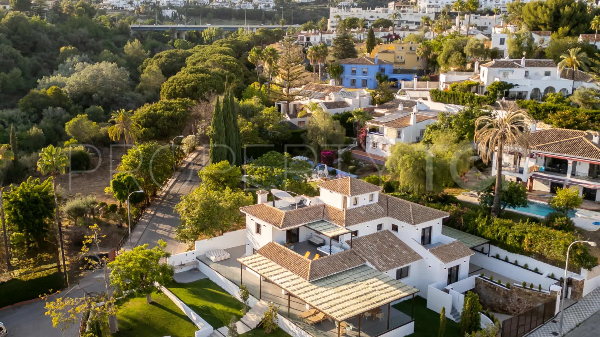 For sale Golden Mile villa