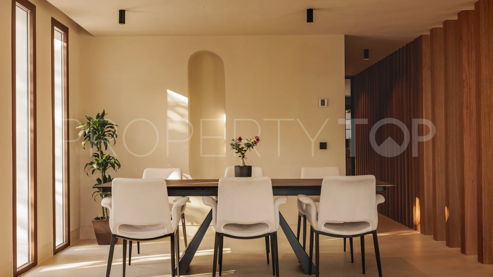 For sale Golden Mile villa