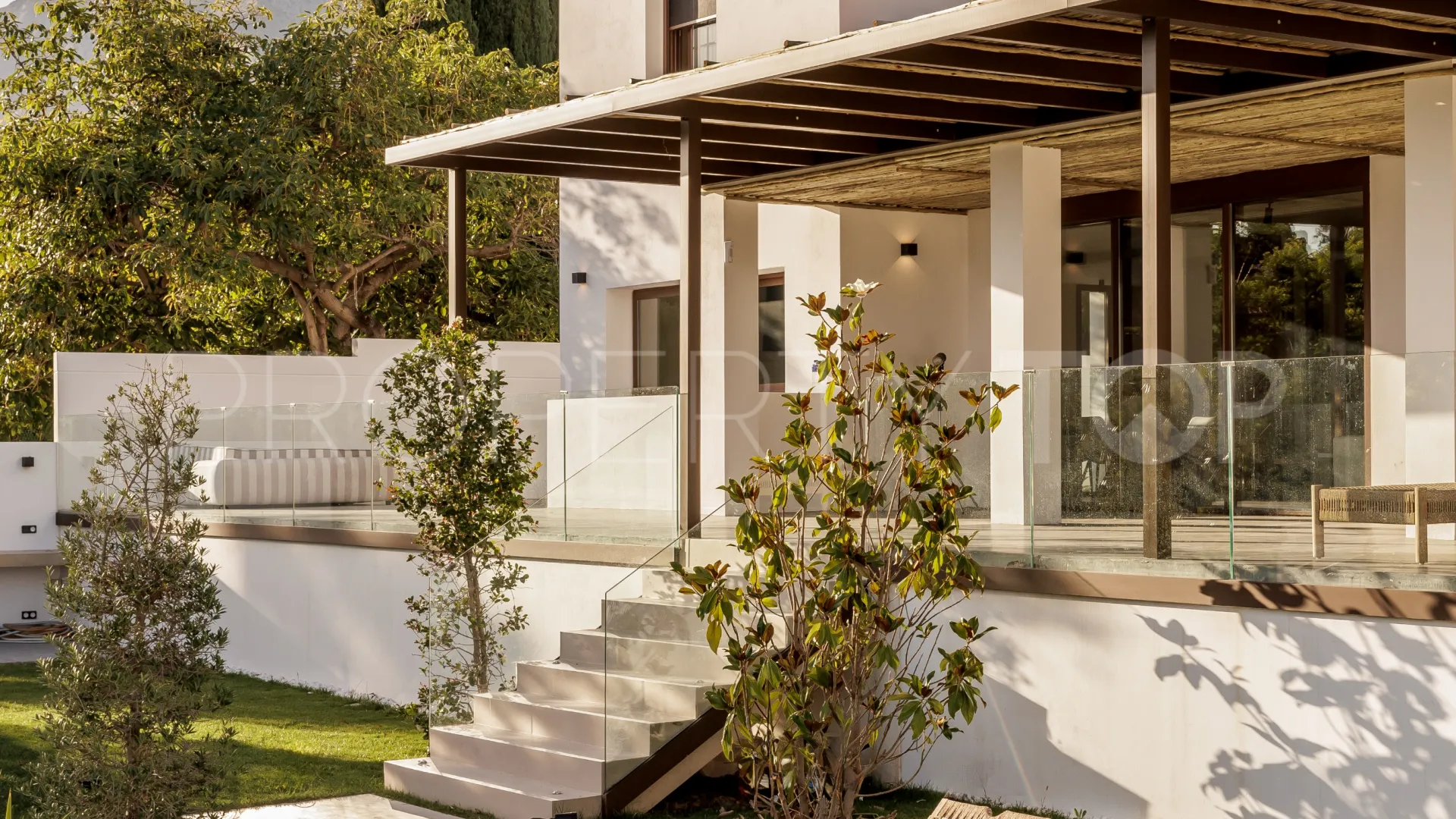 For sale Golden Mile villa