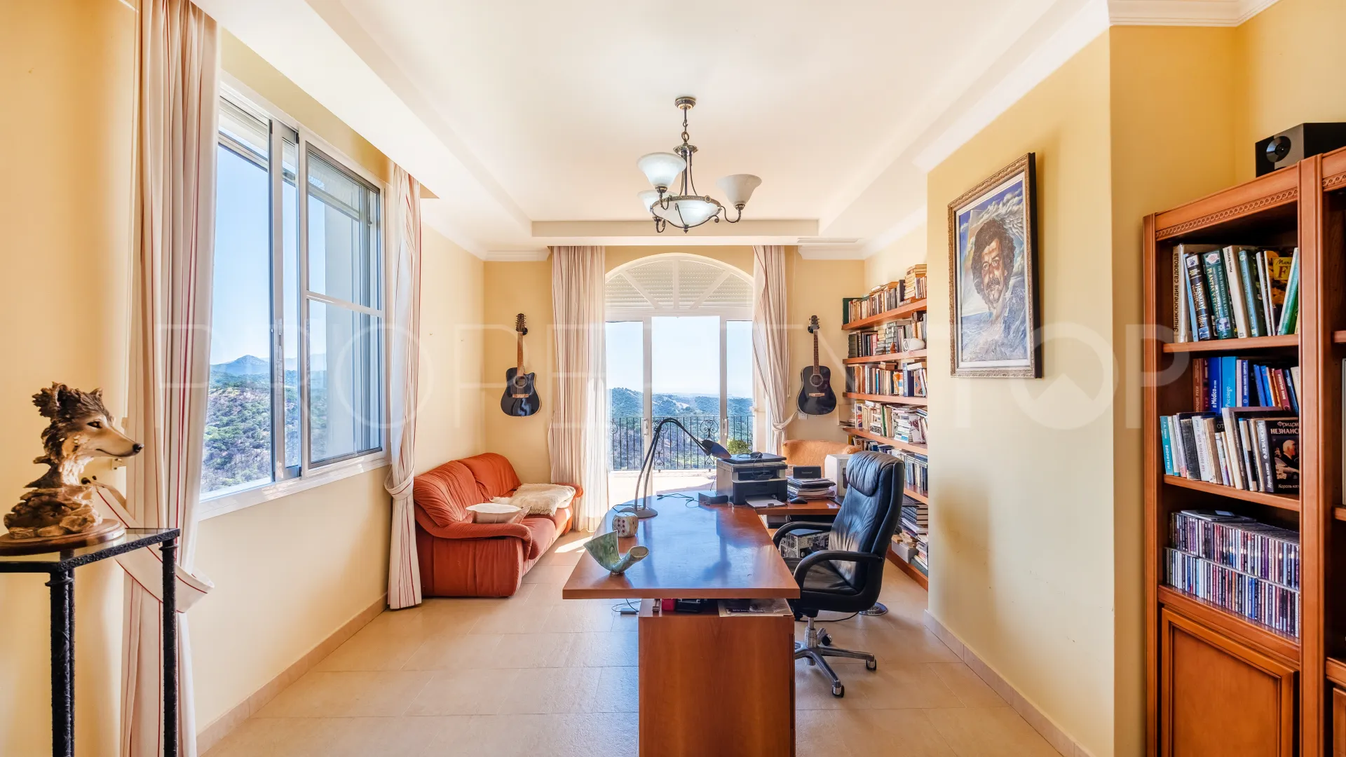 Forest Hills 7 bedrooms finca for sale