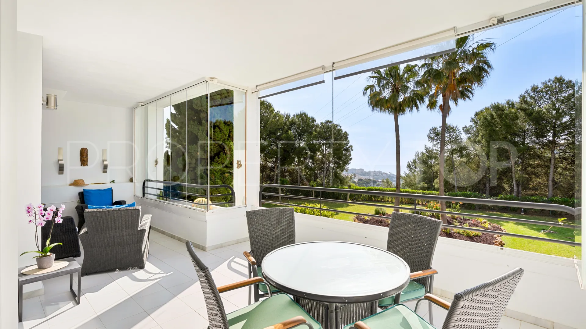 Se vende apartamento en Miraflores Golf