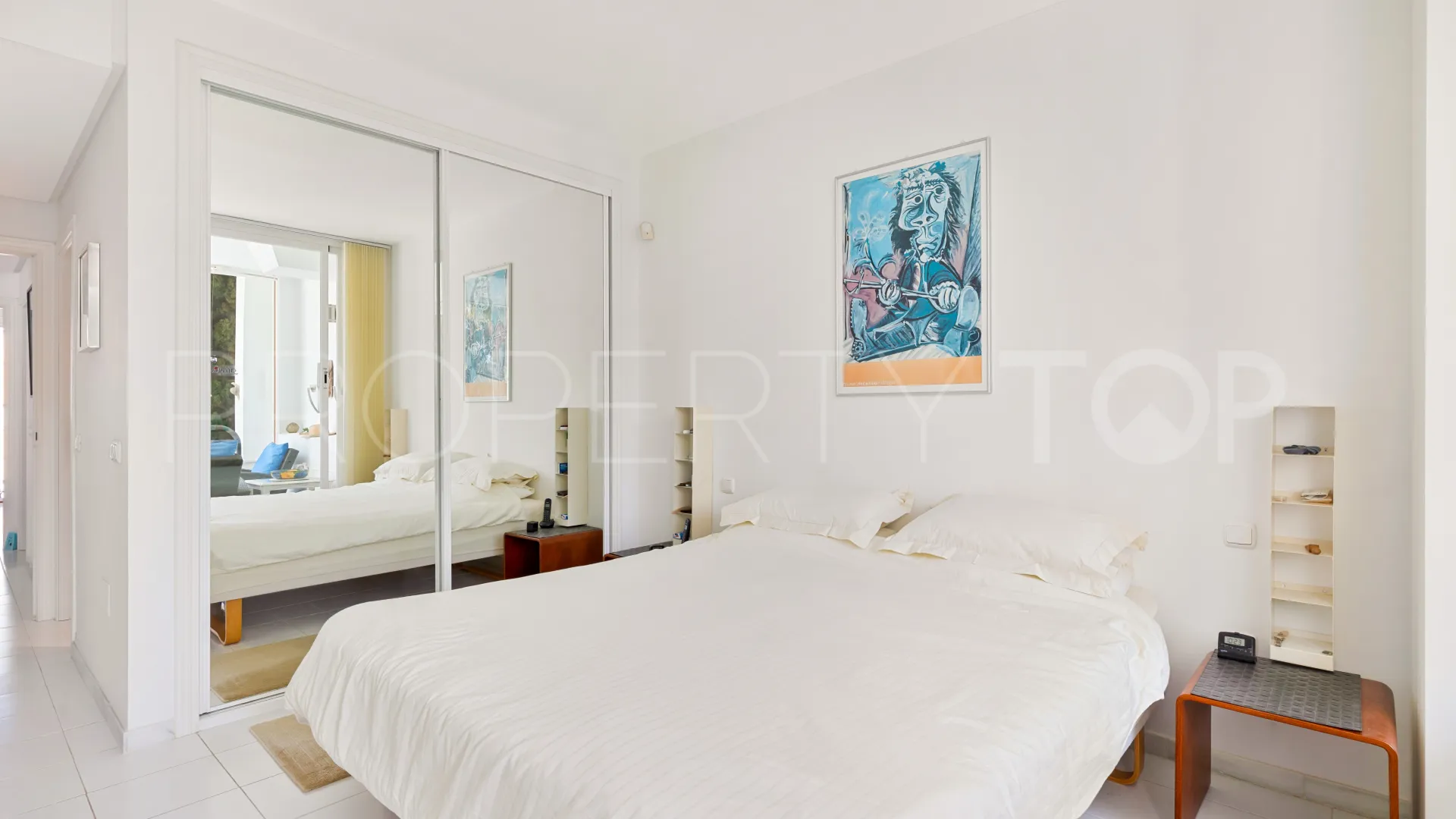 Se vende apartamento en Miraflores Golf