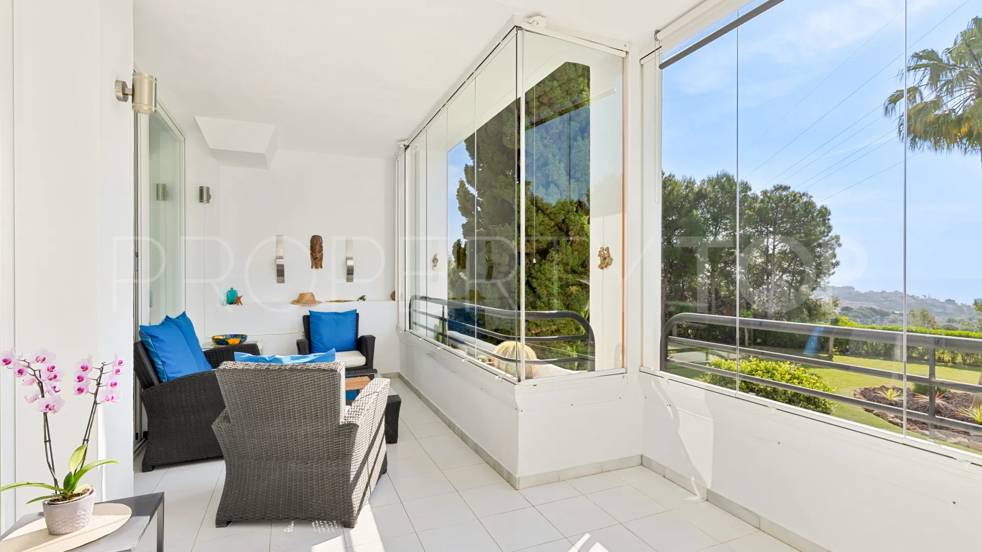 Se vende apartamento en Miraflores Golf