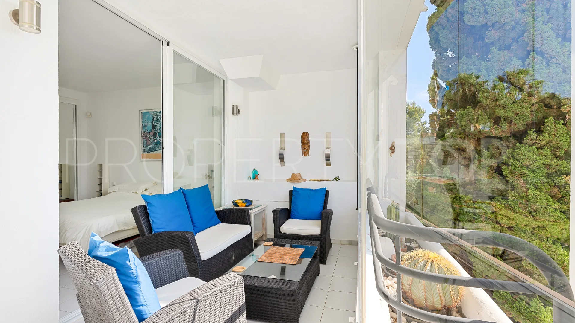 Se vende apartamento en Miraflores Golf
