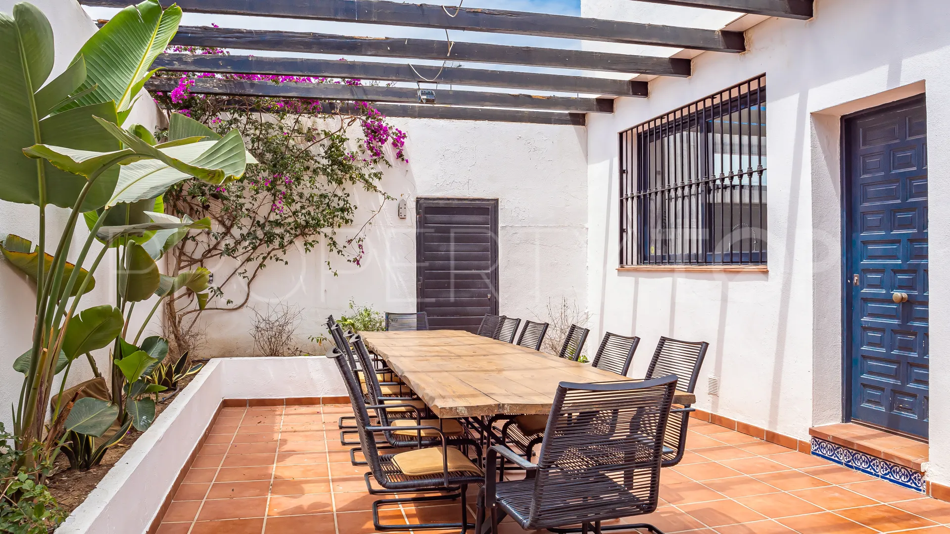 Nueva Andalucia villa for sale