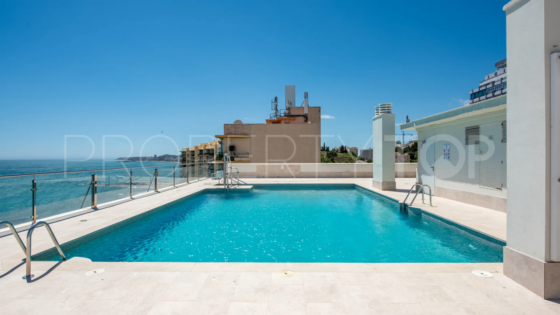 Buy apartment with 3 bedrooms in Las Gaviotas - Carvajal