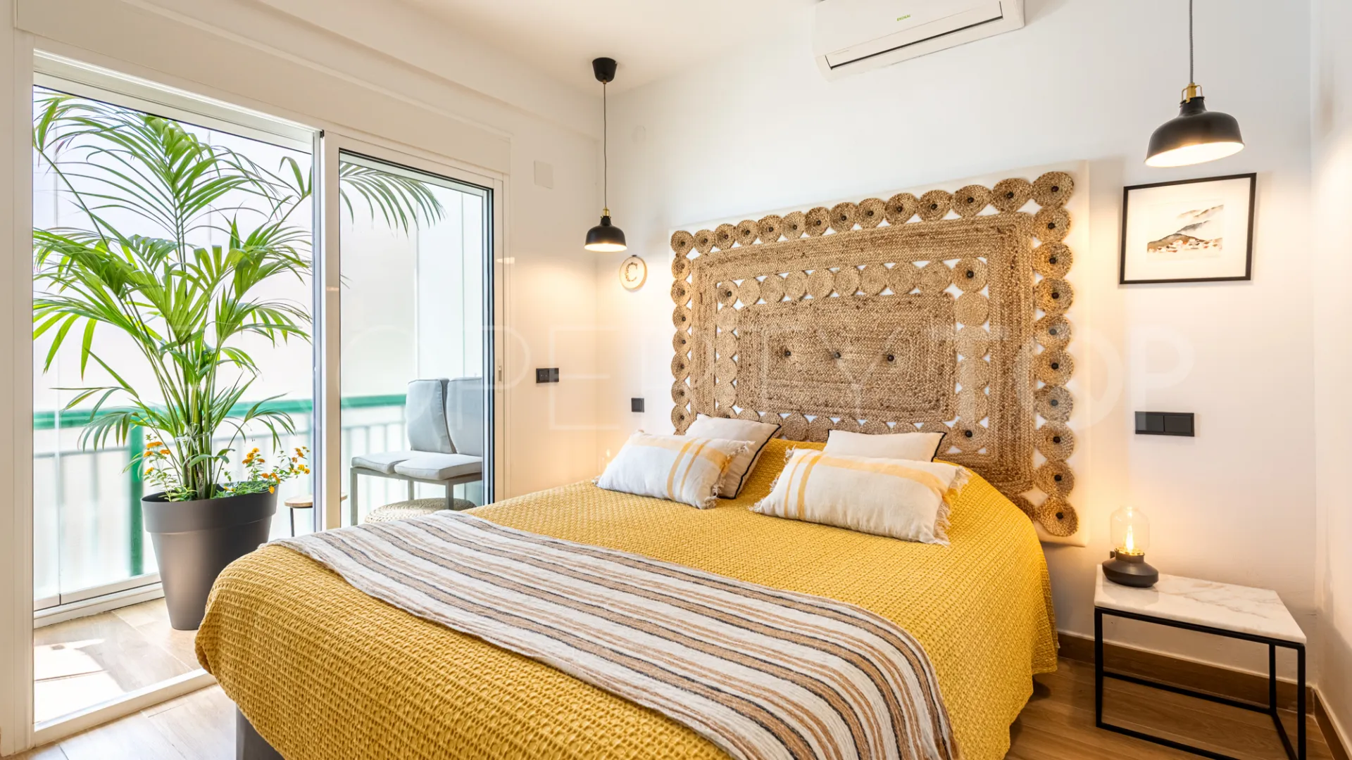 Buy apartment with 3 bedrooms in Las Gaviotas - Carvajal