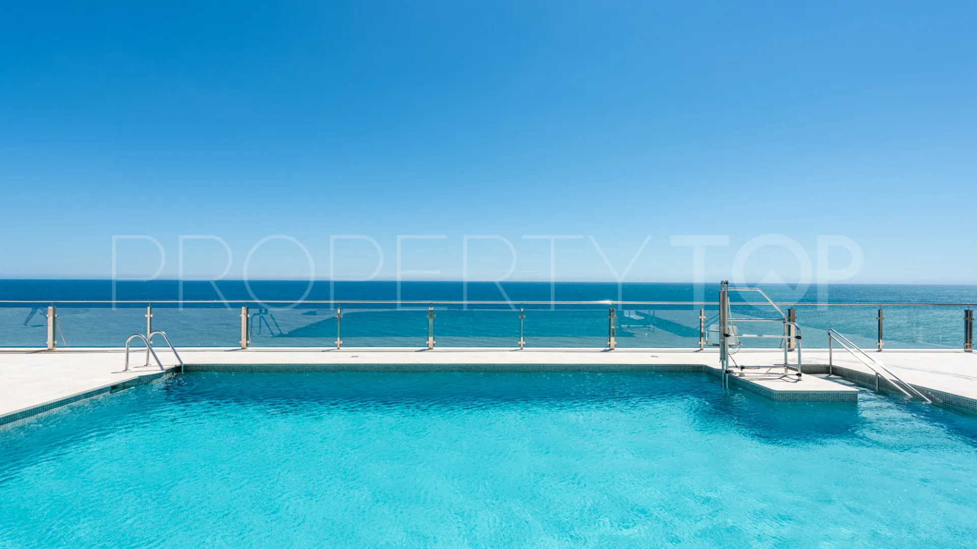 Buy apartment with 3 bedrooms in Las Gaviotas - Carvajal