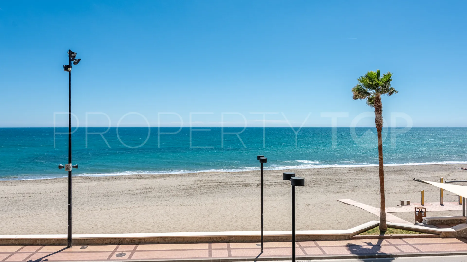 Buy apartment with 3 bedrooms in Las Gaviotas - Carvajal