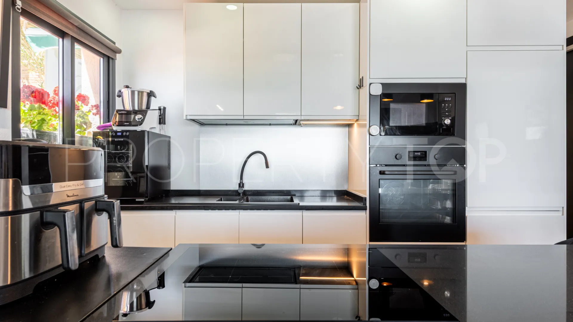 Buy apartment with 3 bedrooms in Las Gaviotas - Carvajal