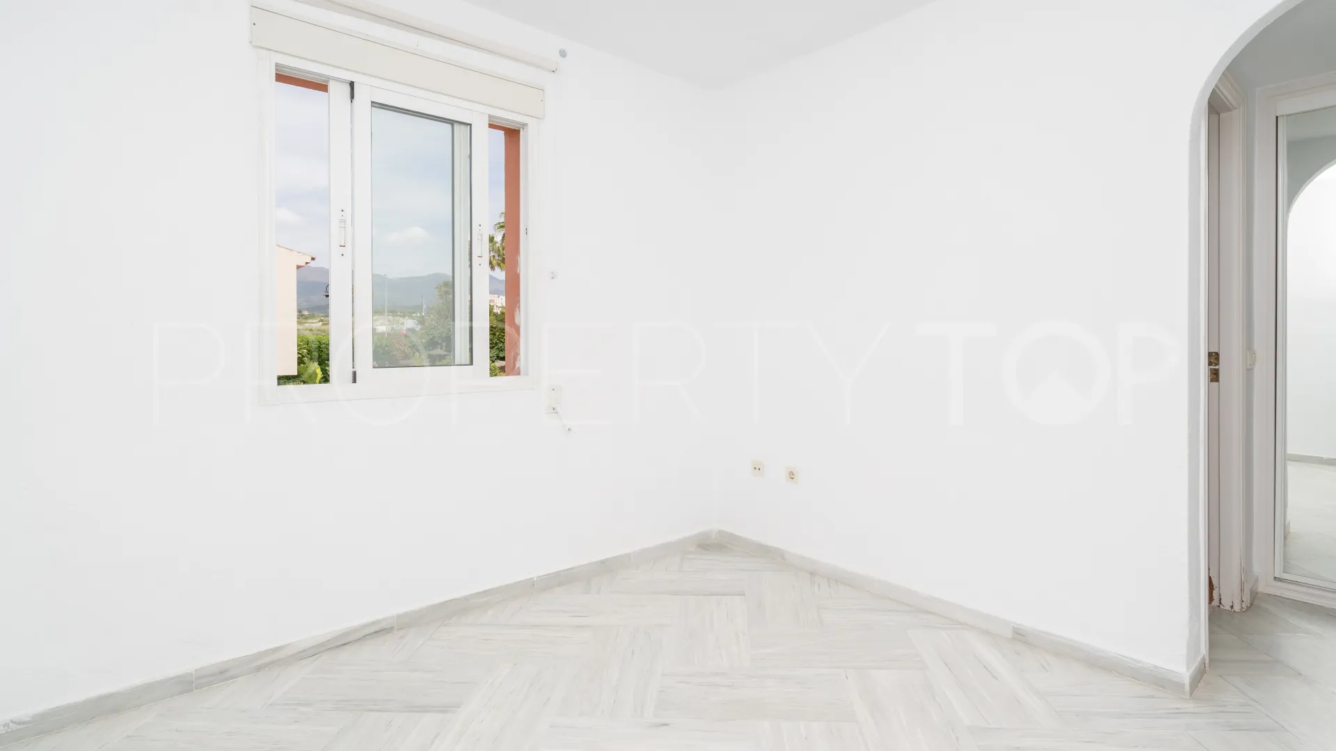 Estepona East town house for sale