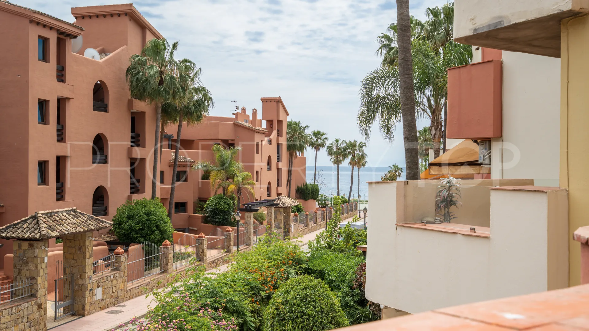 Estepona East town house for sale