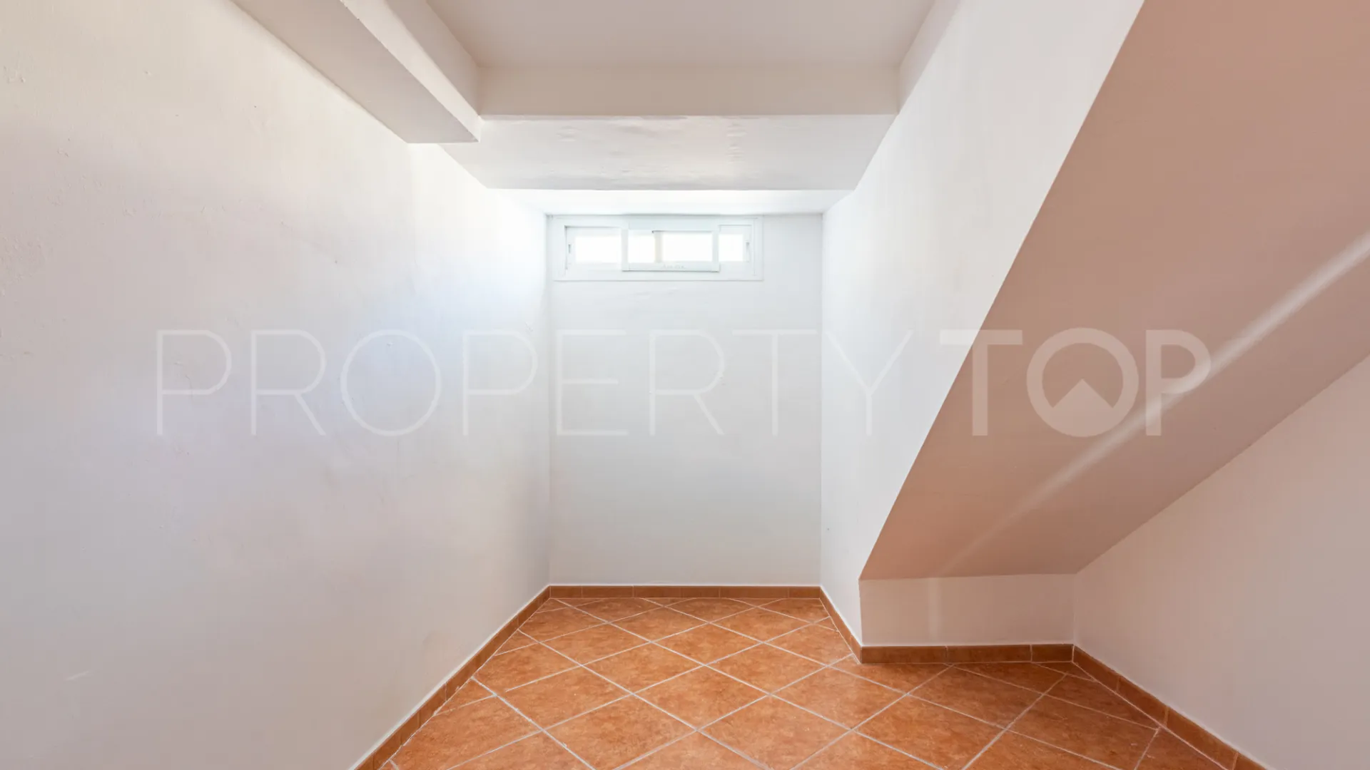 Casa en venta en Estepona