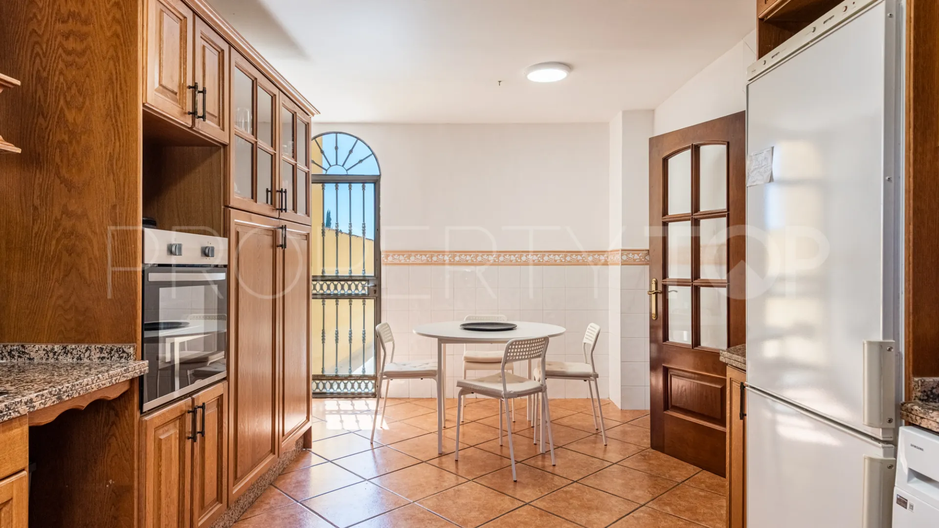 Casa en venta en Estepona