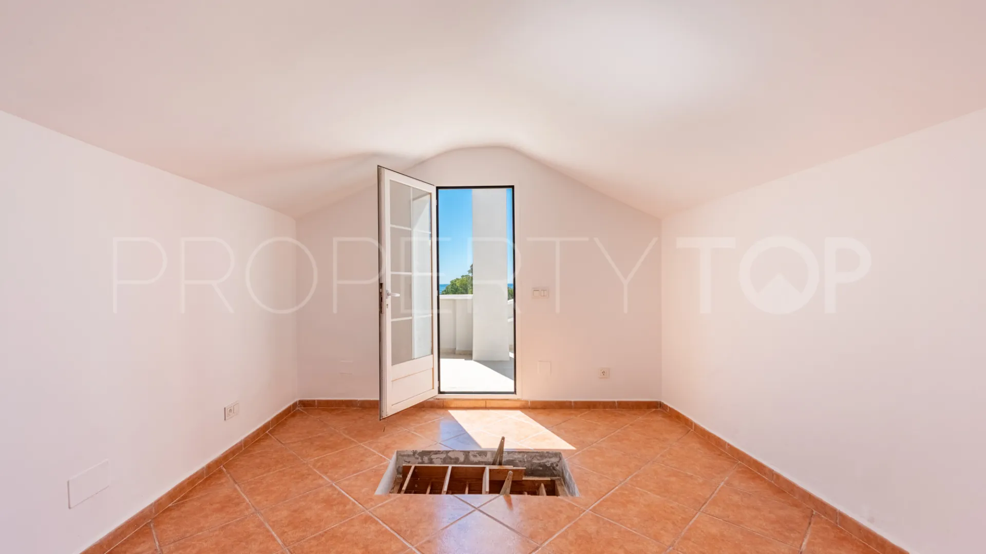 Casa en venta en Estepona