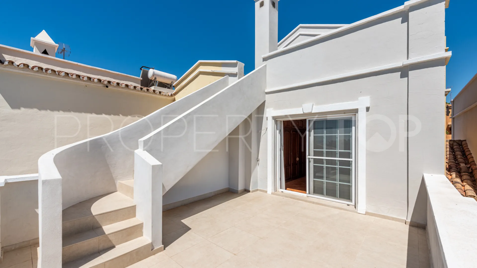 Casa en venta en Estepona