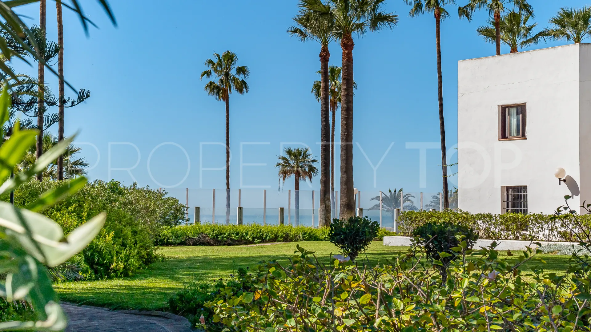 Playas del Duque, apartamento de 3 dormitorios en venta