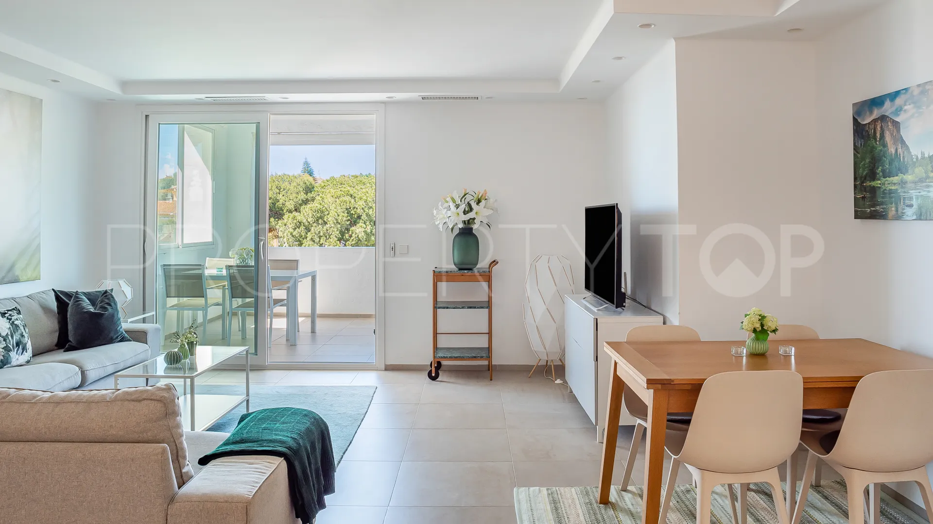 Playas del Duque, apartamento de 3 dormitorios en venta