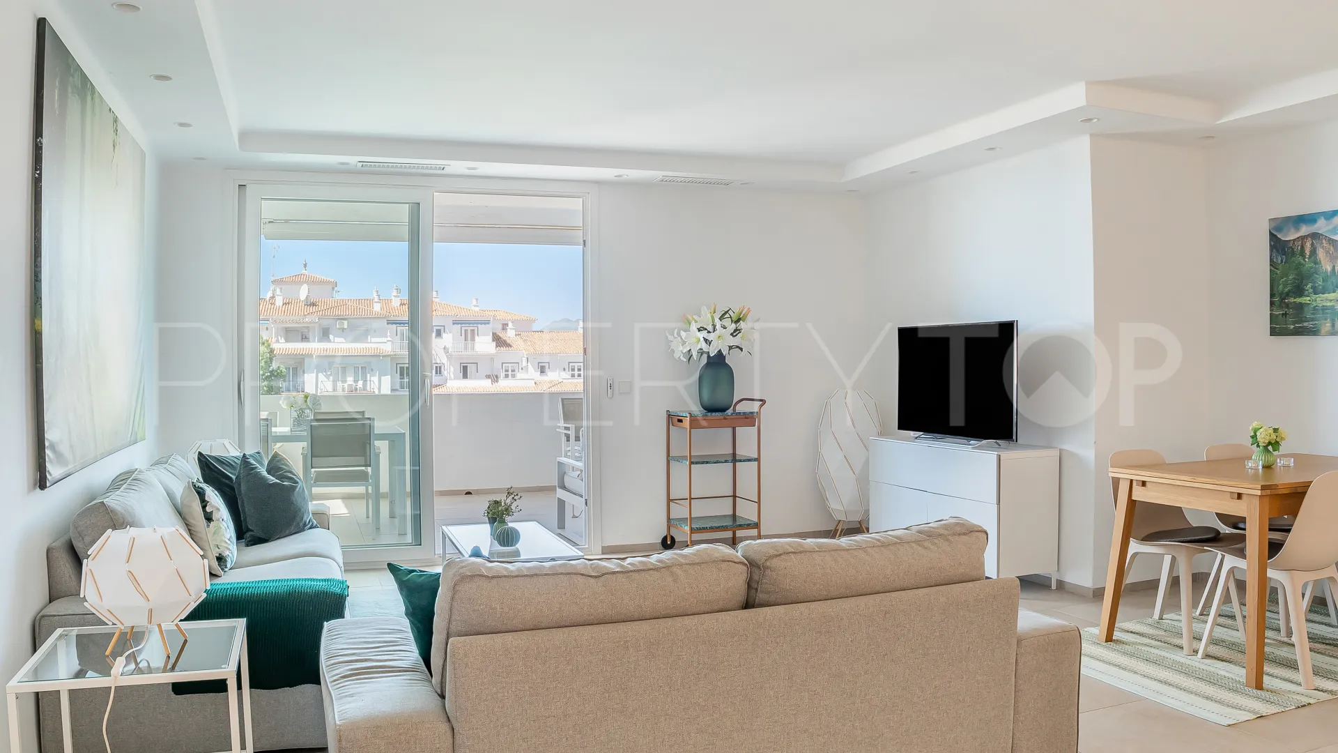 Playas del Duque, apartamento de 3 dormitorios en venta