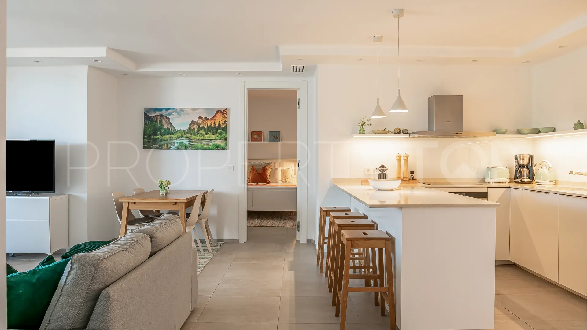 Playas del Duque, apartamento de 3 dormitorios en venta