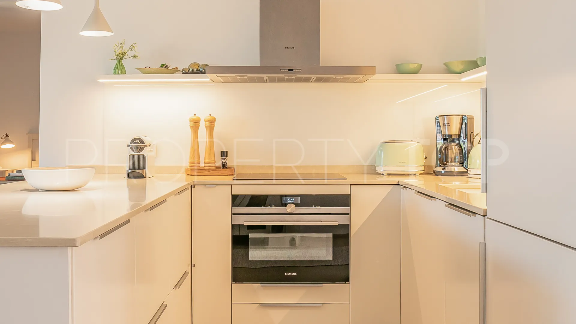 Playas del Duque, apartamento de 3 dormitorios en venta
