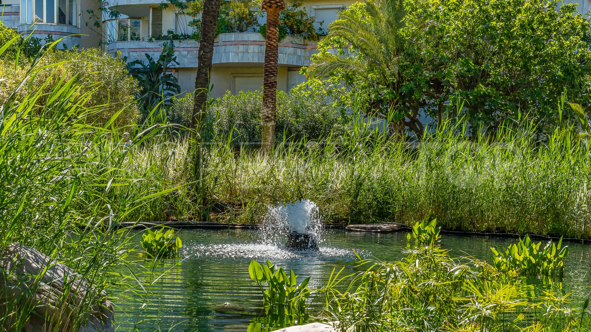 Playas del Duque, apartamento de 3 dormitorios en venta