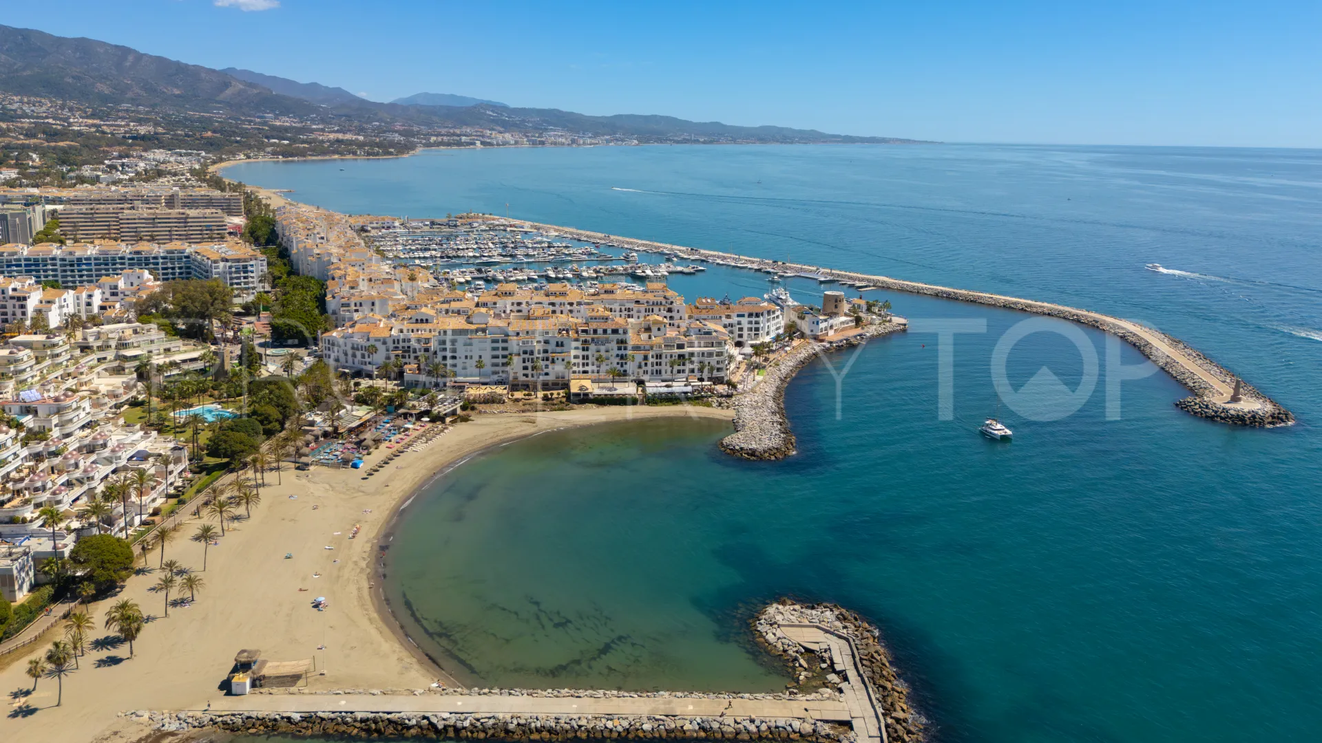 Playas del Duque, apartamento de 3 dormitorios en venta