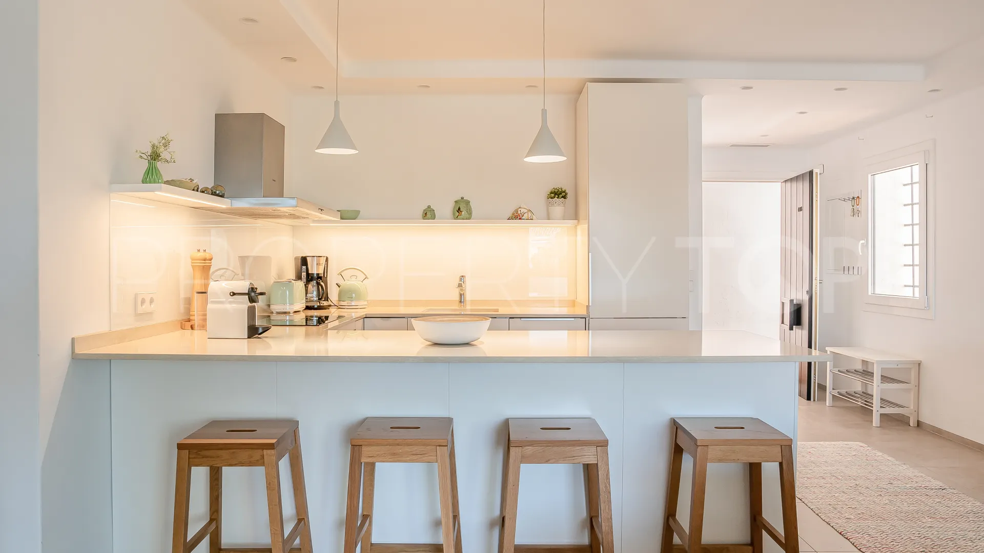Playas del Duque, apartamento de 3 dormitorios en venta