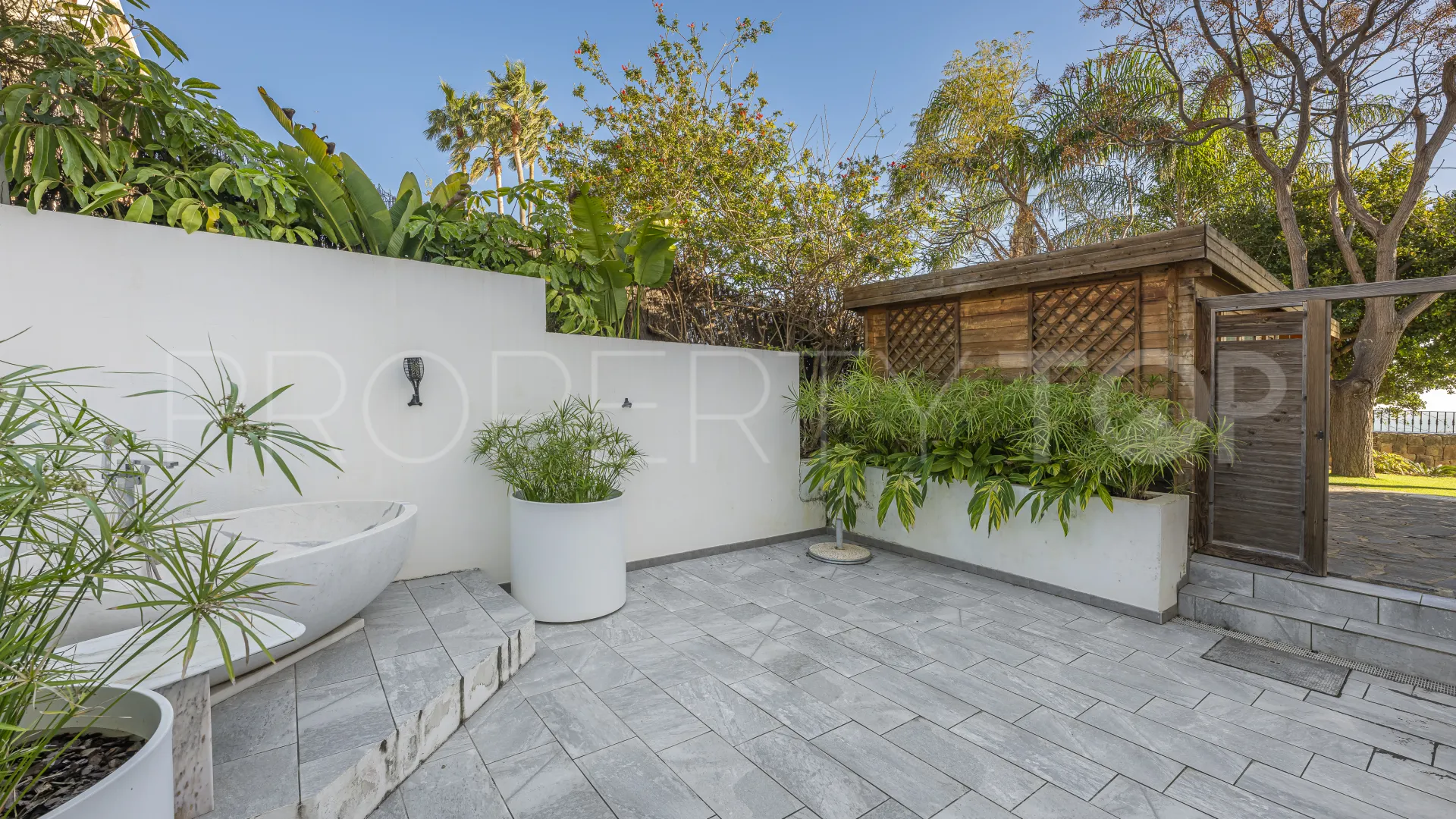 Villa en venta en La Duquesa con 6 dormitorios