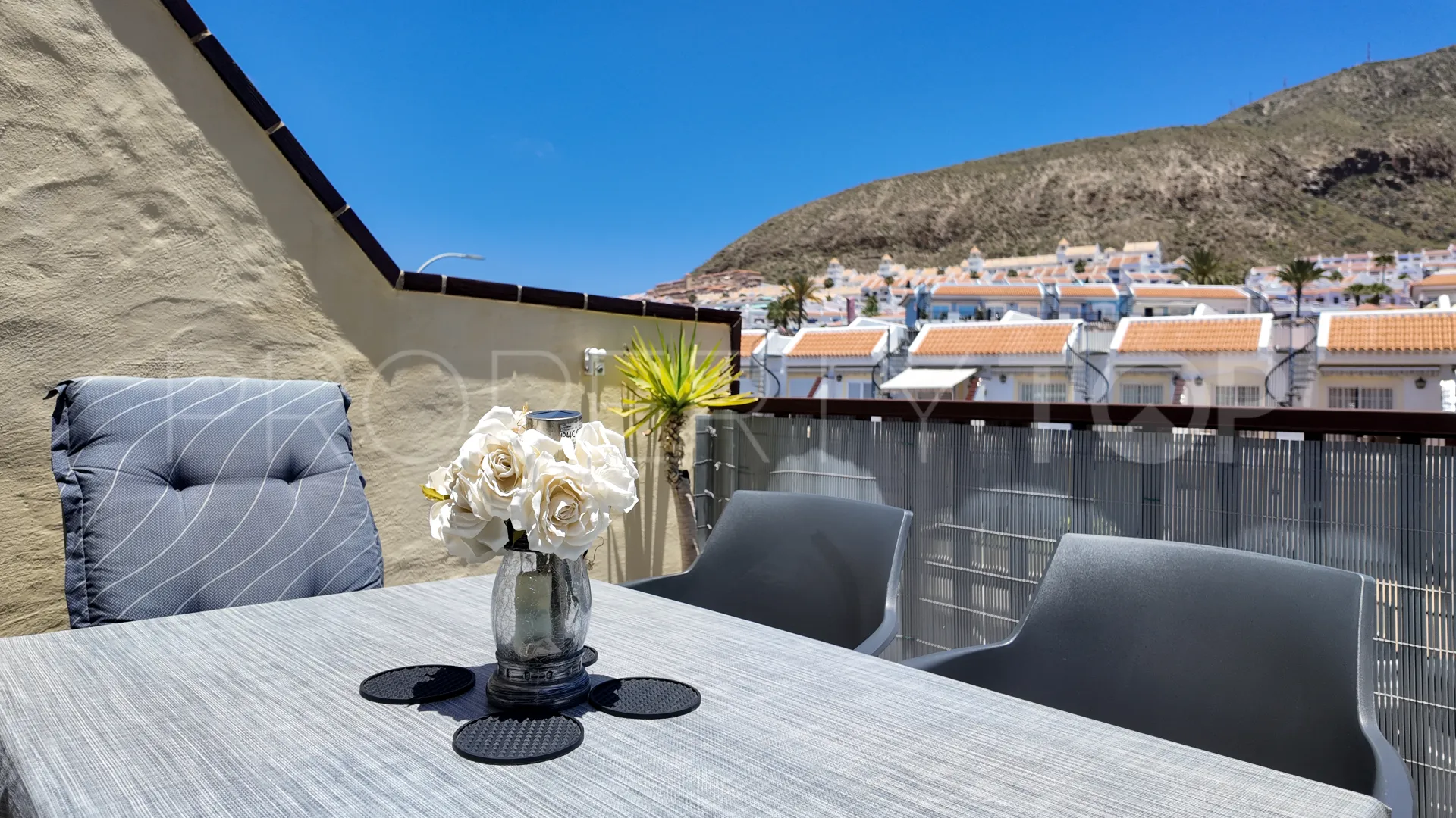 Penthouse for sale in Los Cristianos with 1 bedroom