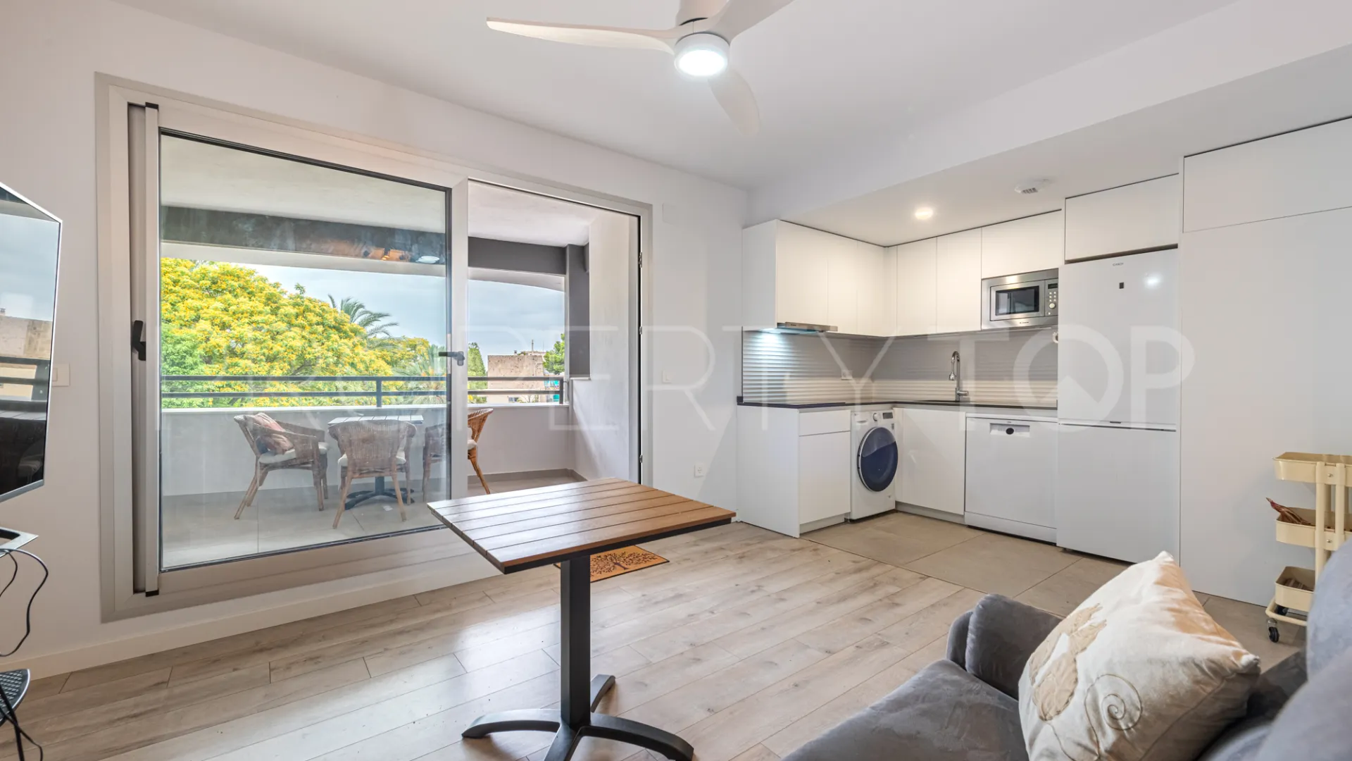 Apartment for sale in Torremolinos