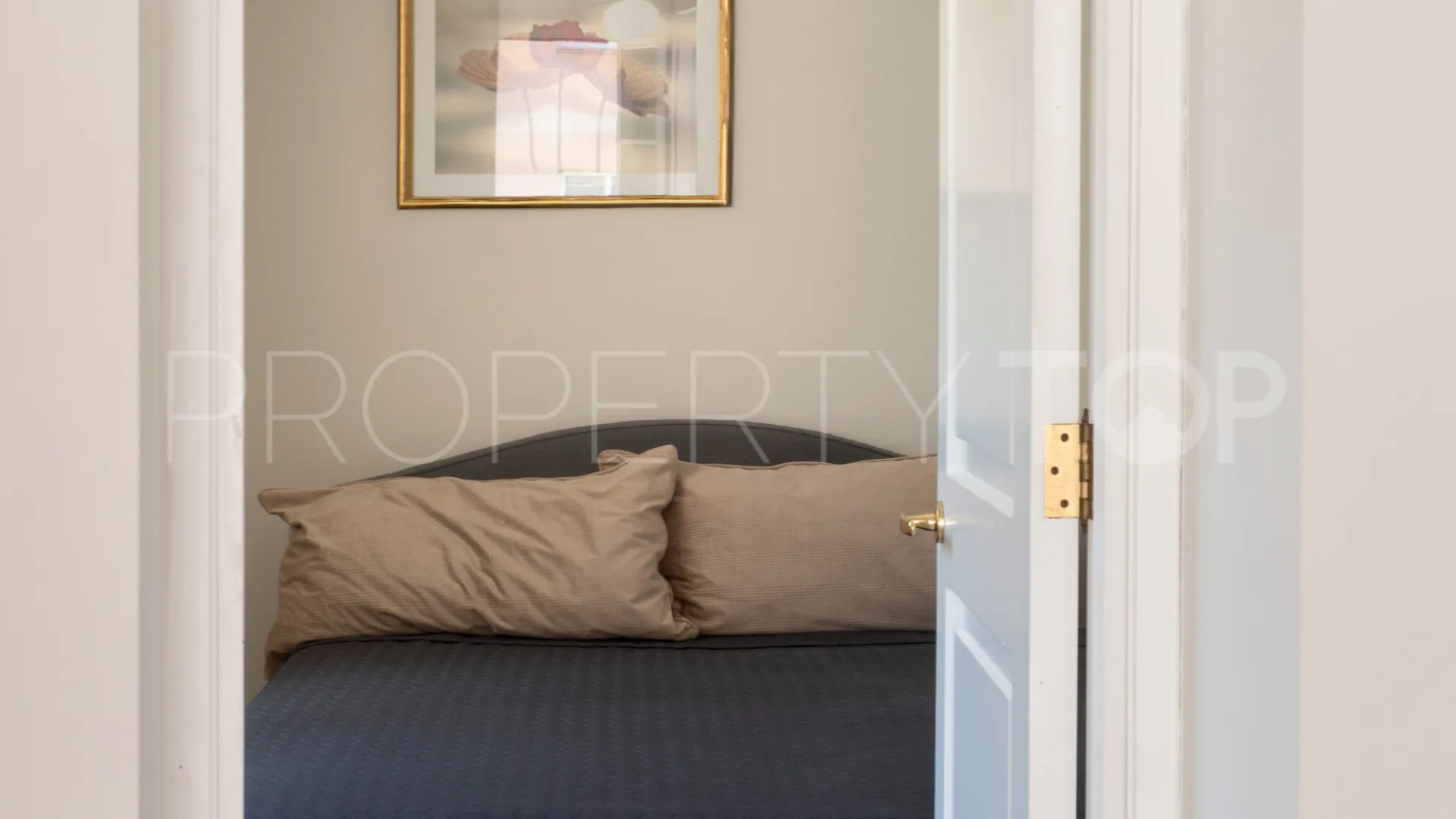 Sant Agusti apartment for sale